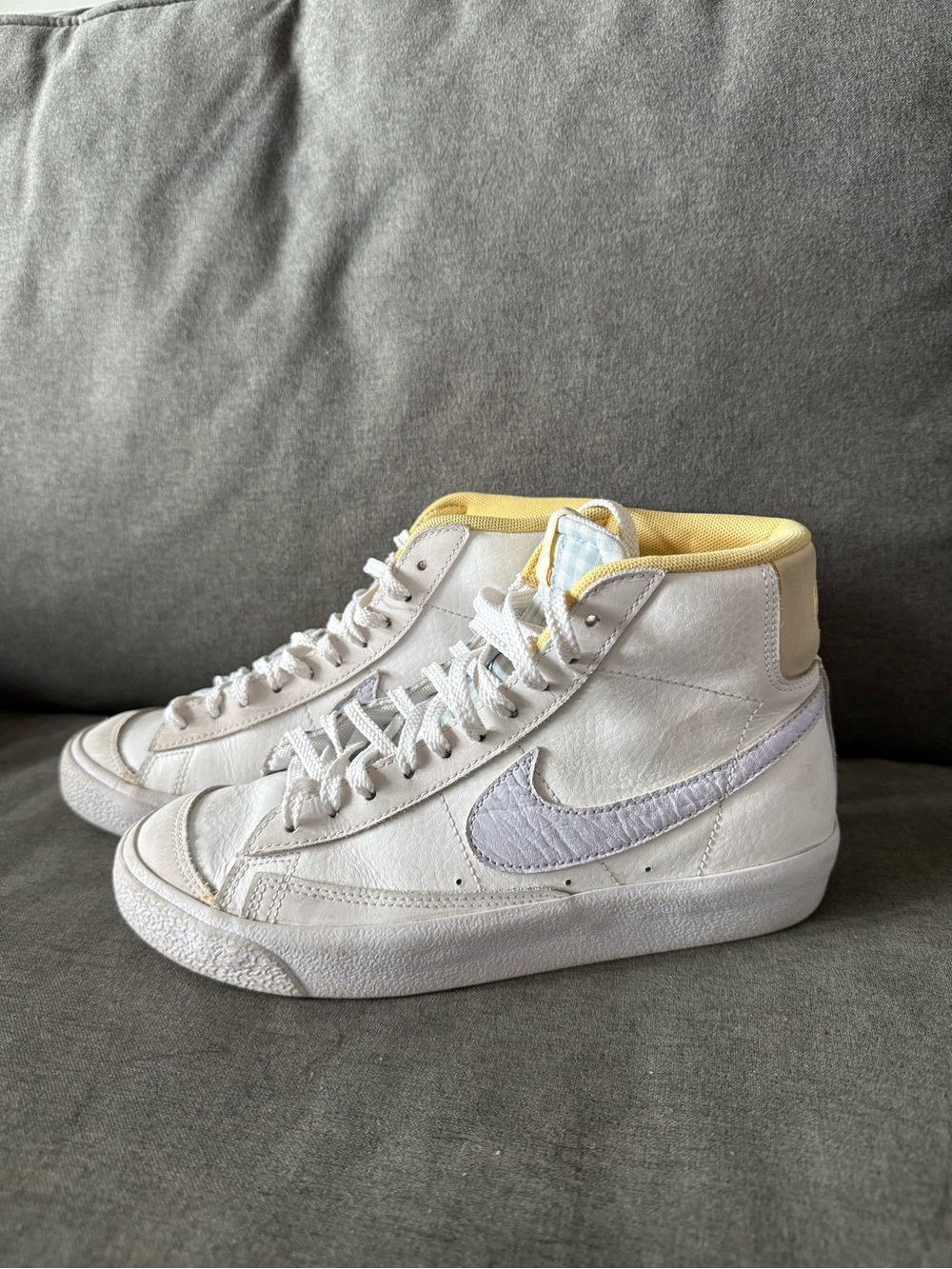 Nike Blazer Mid White 5.5 Y